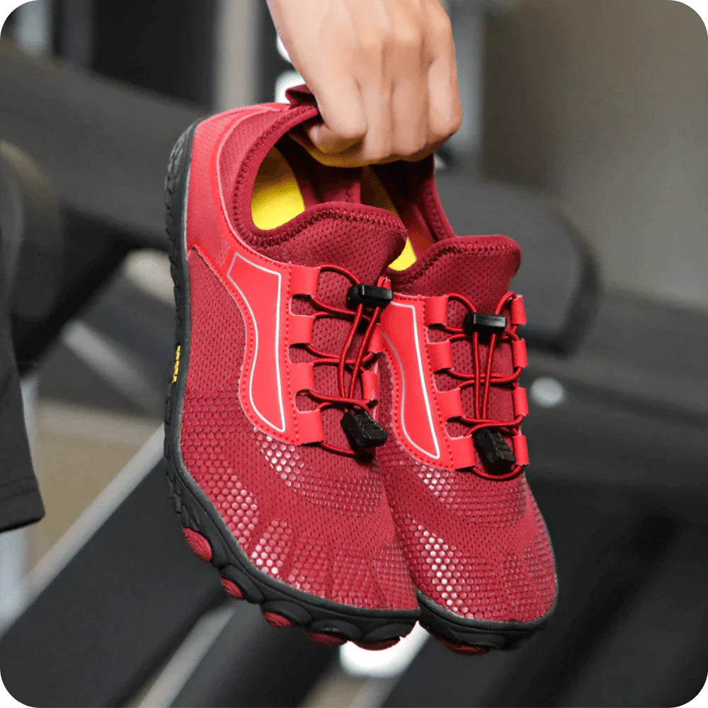 Made out of ultra elastic and lightweight material for maximum freedom of movement!
